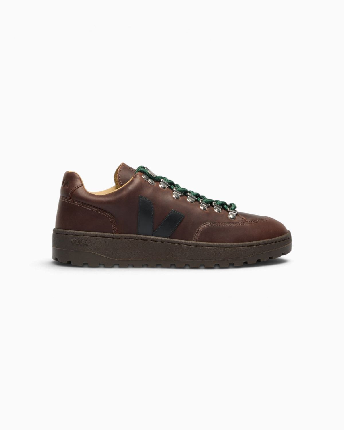 Veja Atlas Leather Agate Black