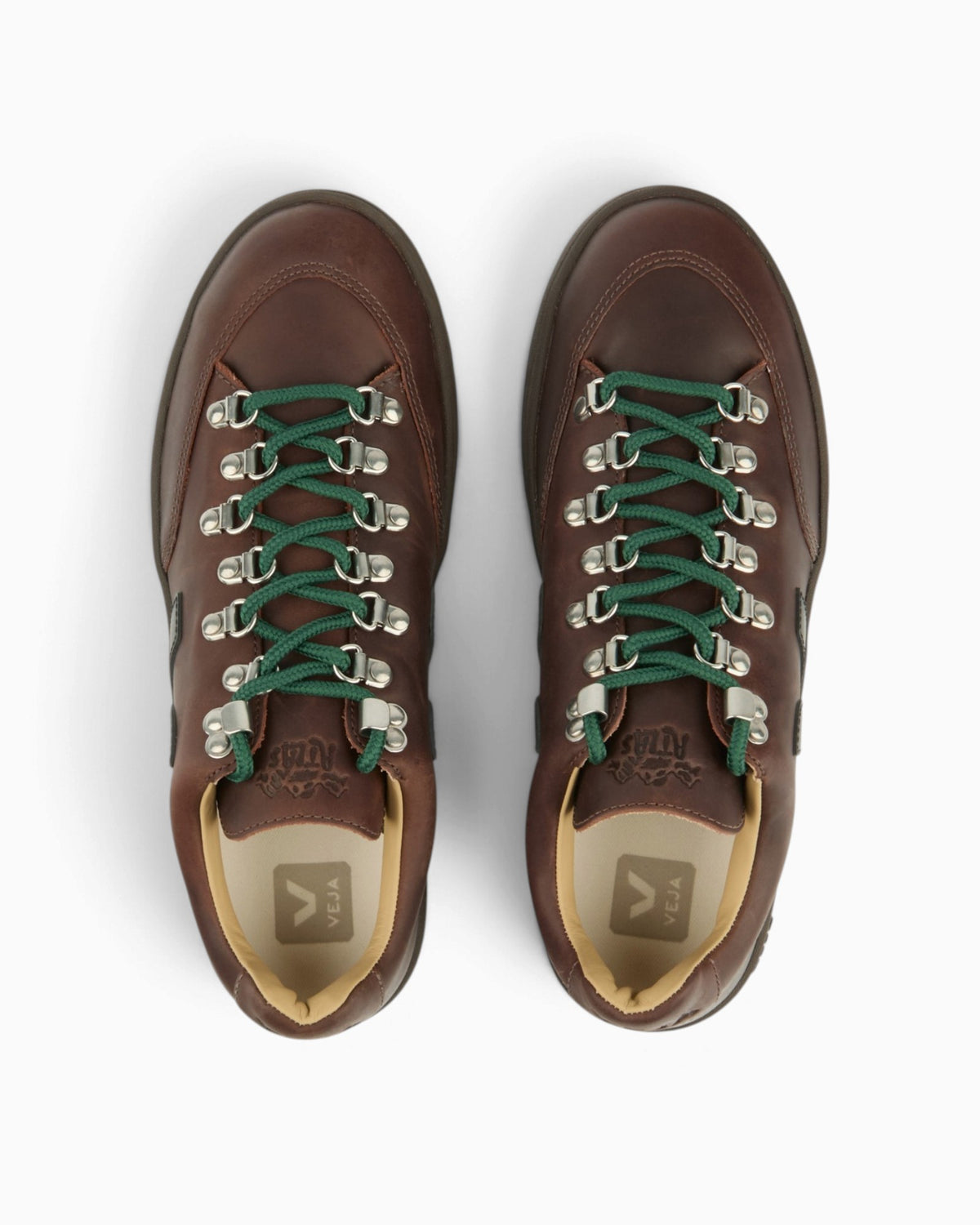 Veja Atlas Leather Agate Black