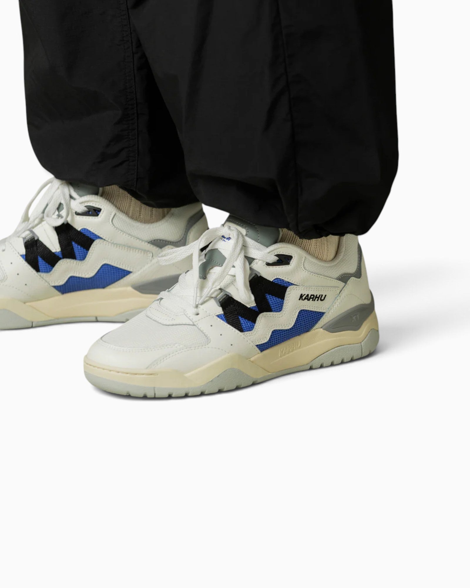 Karhu Fusion XT Bright White / Dazzling Blue