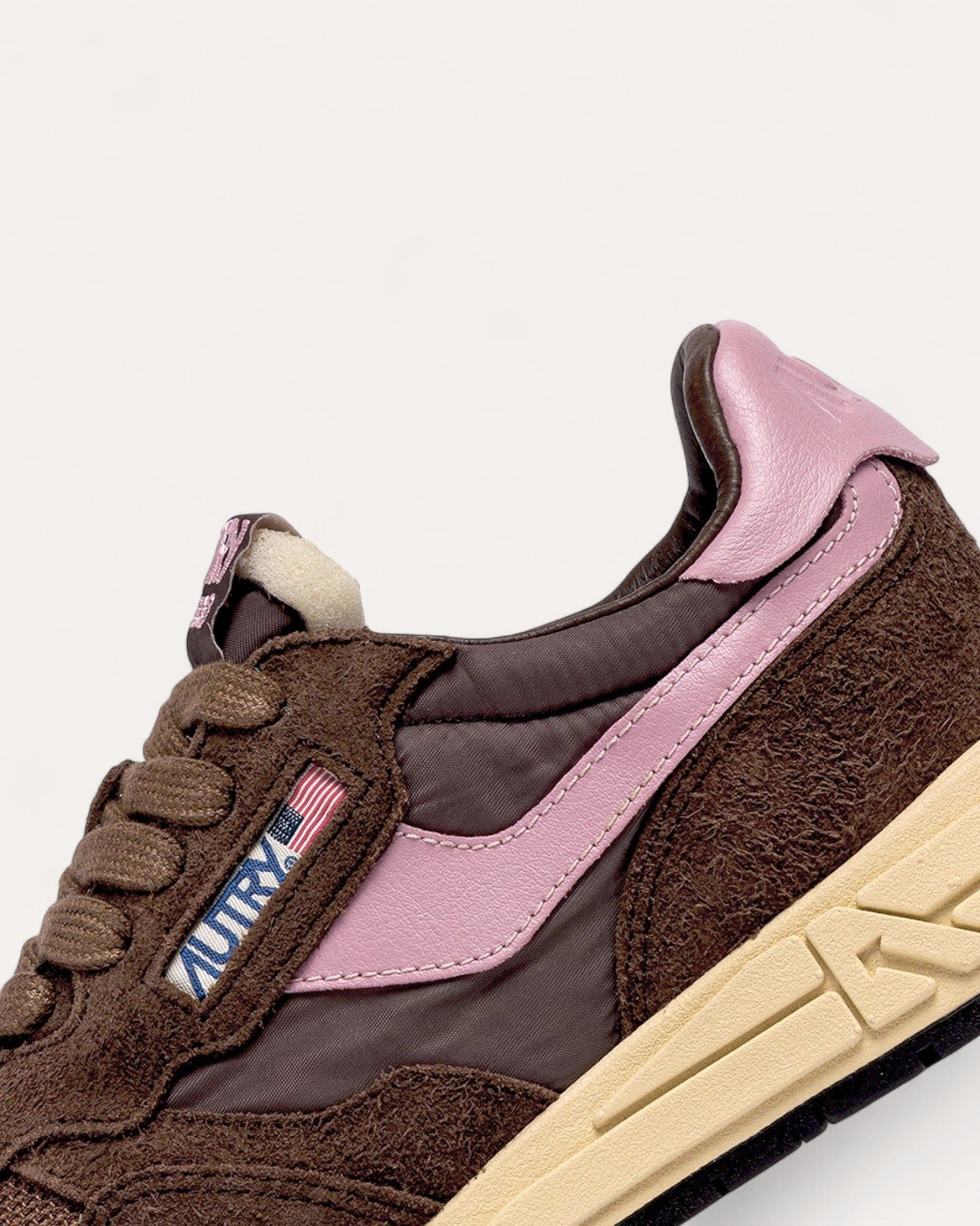 Autry Sneakers Reelwind Low UT12