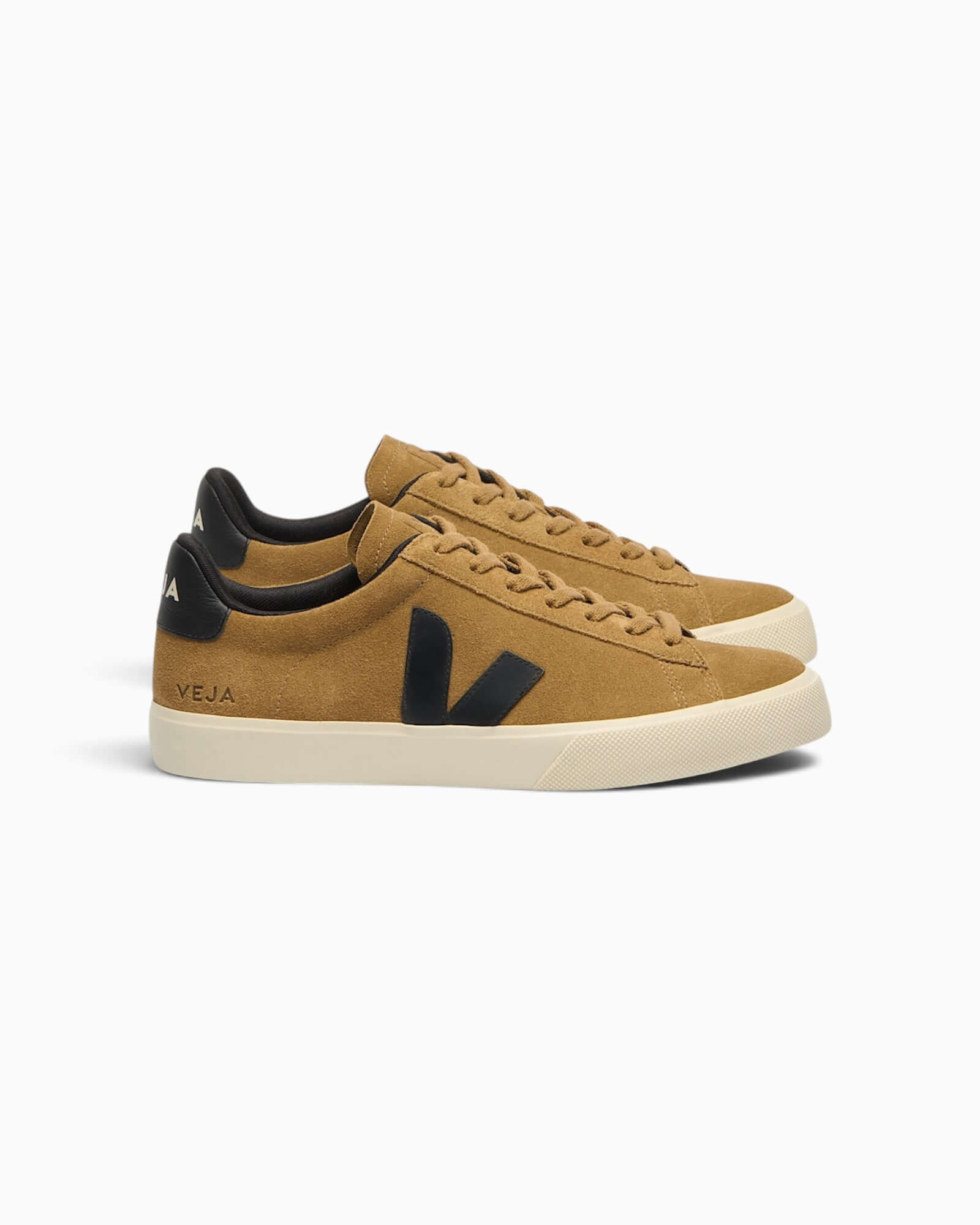 Veja Campo Suede Tent Black Pierre